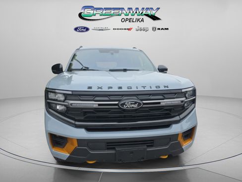 Used 2025 Ford Expedition Tremor AWD/4WD image 7