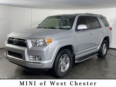 Used 2013 Toyota 4Runner SR5 image 1