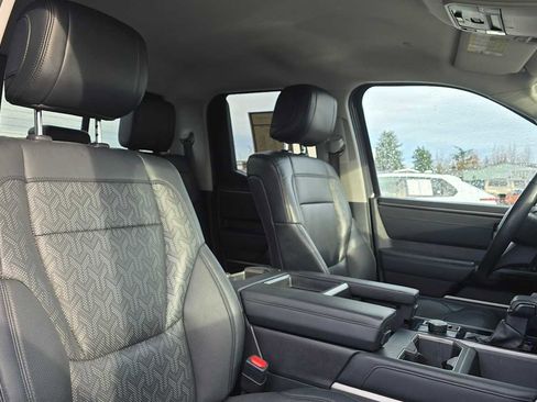 Used 2022 Toyota Tundra Limited image 13