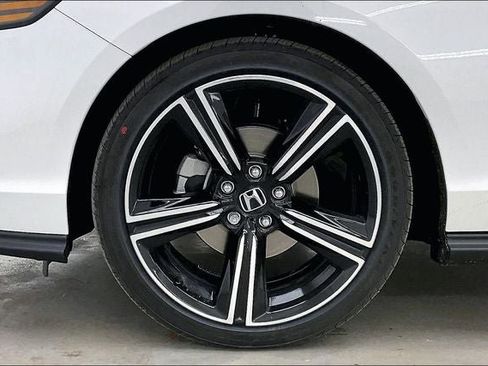 New 2026 Honda Accord SE image 15