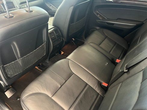 Used 2011 Mercedes-Benz ML 350 4MATIC image 34