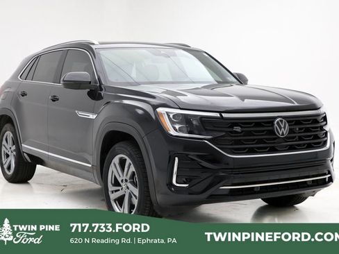 Used 2024 Volkswagen Atlas Cross Sport SEL R-Line AWD/4WD image 1