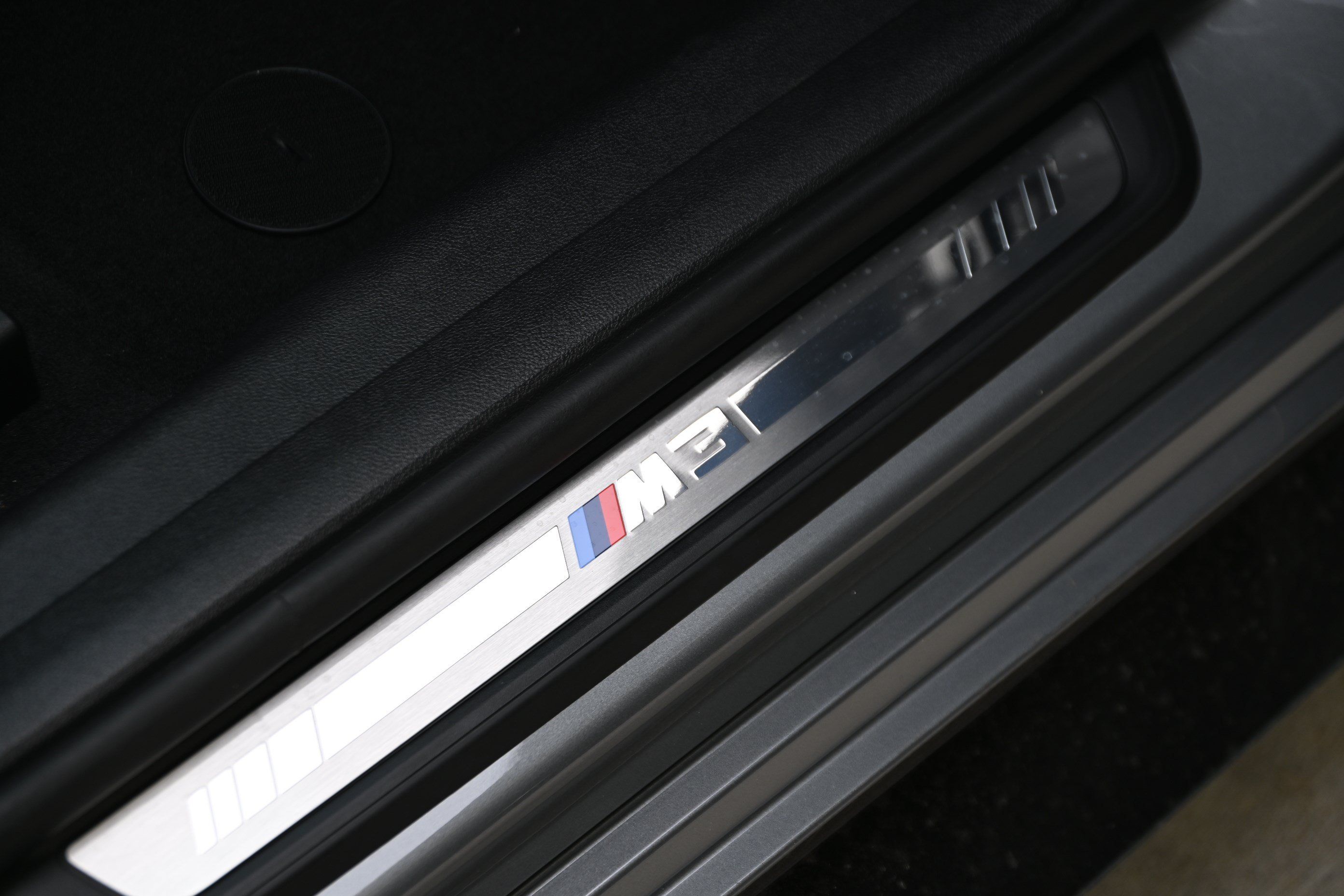 Used 2025 BMW M3 w/ Executive Package RWD image 47
