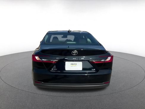 Used 2025 Toyota Camry LE image 12