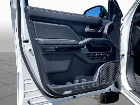 New 2026 Toyota 4Runner Limited AWD/4WD image 10