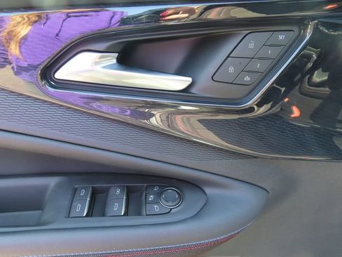 Used 2025 Chevrolet Blazer EV RS AWD/4WD image 13
