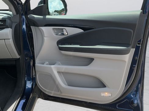 Used 2019 Honda Ridgeline RTL-E image 23