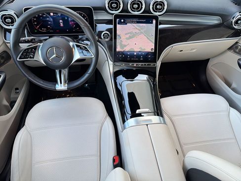 Certified 2026 Mercedes-Benz GLC 300 image 27