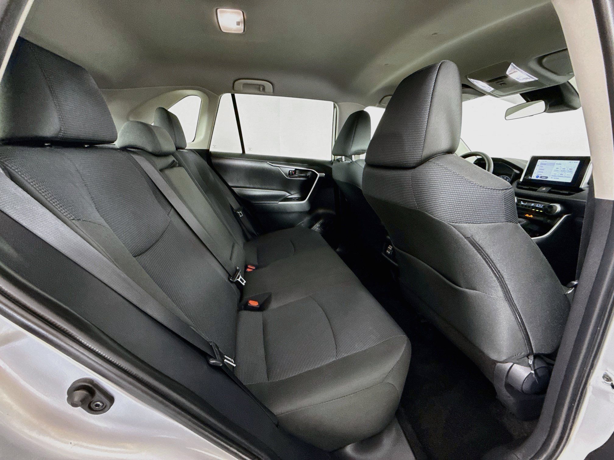 Certified 2025 Toyota RAV4 LE AWD/4WD image 27