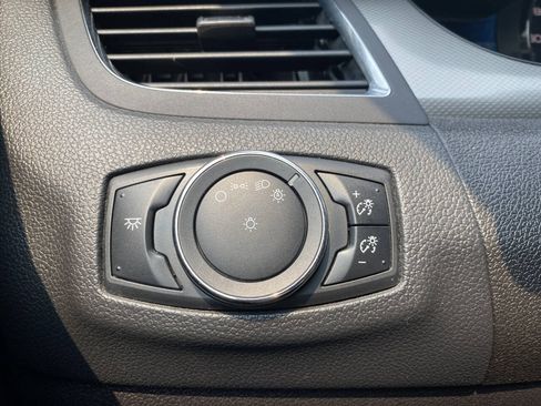 Used 2014 Ford Edge SEL w/ Equipment Group 205A AWD/4WD image 32