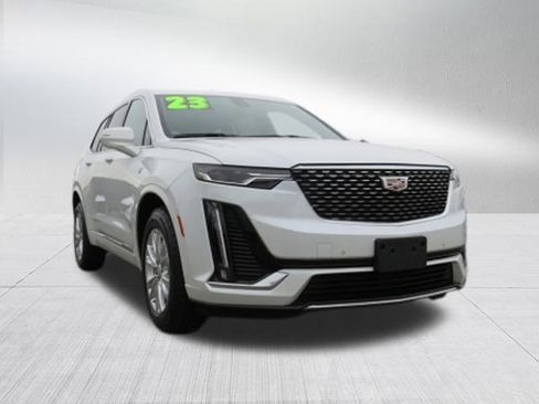 Used 2023 Cadillac XT6 Luxury image 9