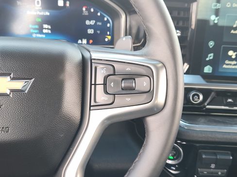 Used 2023 Chevrolet Silverado 1500 LTZ w/ LTZ Convenience Package II AWD/4WD image 29