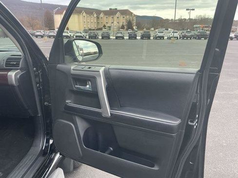 Used 2016 Toyota 4Runner Limited image 24