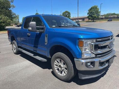 Certified 2020 Ford F250 XLT w/ XLT Value Package AWD/4WD image 3