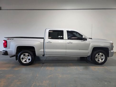 Used 2016 Chevrolet Silverado 1500 LT w/ All Star Edition AWD/4WD image 6