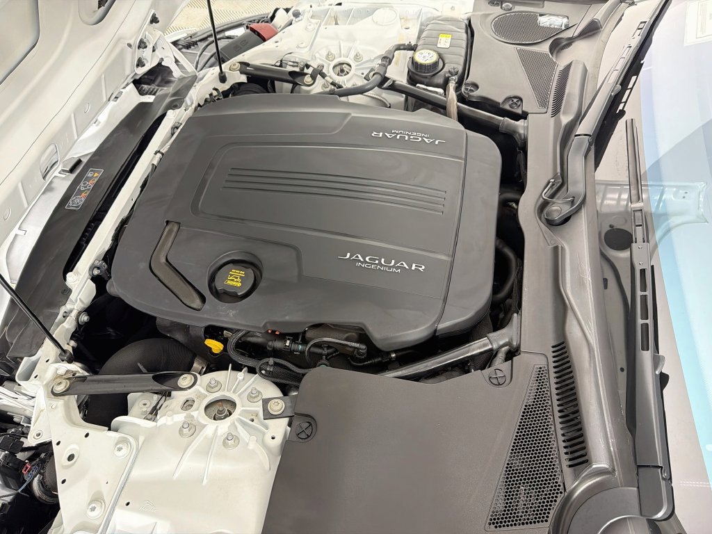 Used 2021 Jaguar F-TYPE First Edition RWD image 29