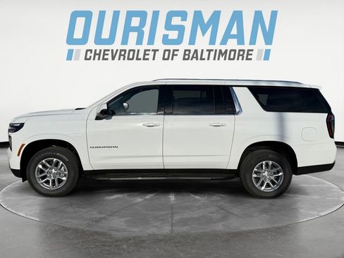 New 2026 Chevrolet Suburban LT w/ Comfort Package image 3