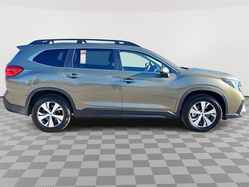 Certified 2023 Subaru Ascent Premium w/ Convenience Package image 4