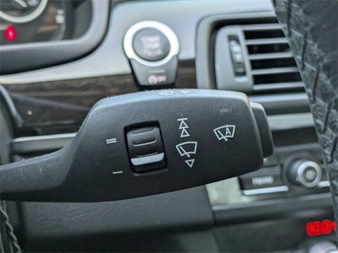 Used 2016 BMW 528i xDrive 528i xDrive image 29