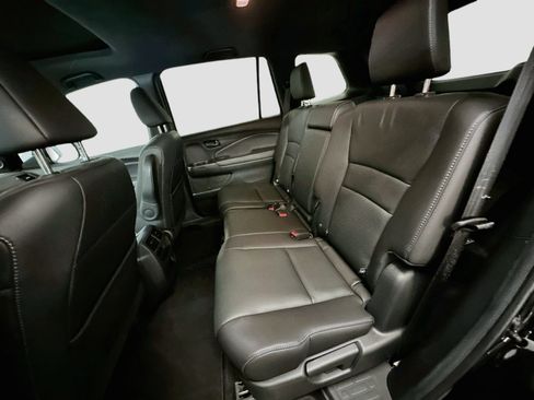 Used 2023 Honda Passport EX-L image 29
