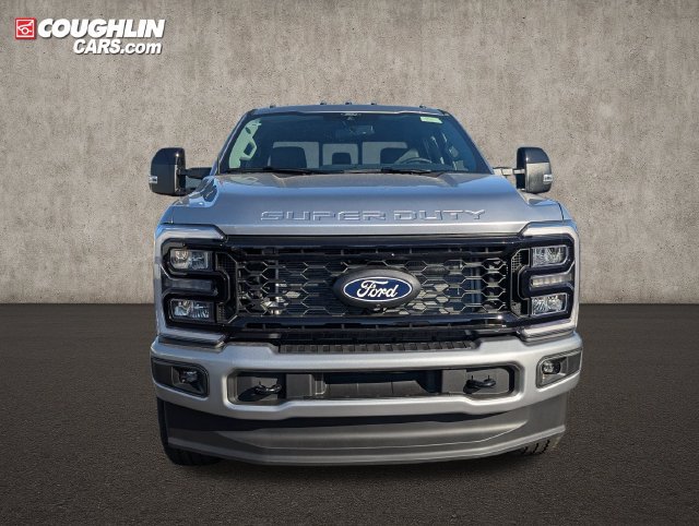 New 2027 Ford F350 Lariat w/ Black Appearance Package AWD/4WD image 2