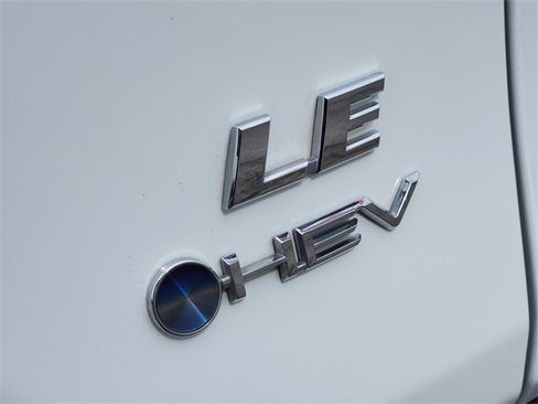 Certified 2025 Toyota RAV4 LE image 5