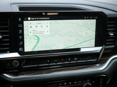 Used 2025 Chevrolet Silverado 2500 LT image 23