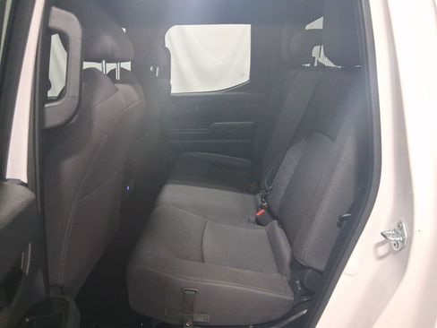 Used 2025 Toyota Tacoma SR image 15