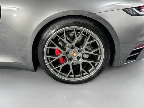 Certified 2023 Porsche 911 Carrera 4S AWD/4WD image 31