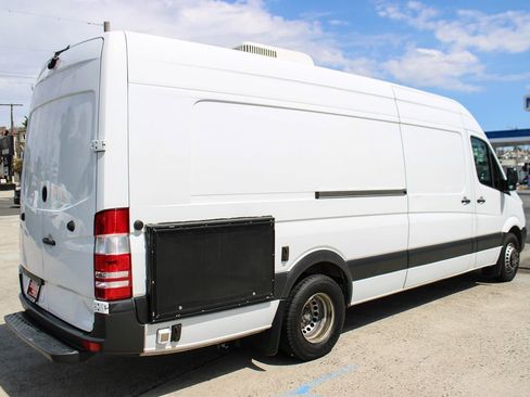 Used 2016 Mercedes-Benz Sprinter 3500 image 6