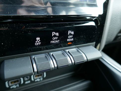 New 2026 RAM 1500 Big Horn AWD/4WD image 24
