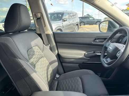 New 2026 Nissan Pathfinder SV FWD image 13