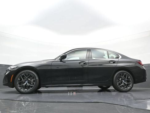 New 2026 BMW 330i xDrive Sedan w/ Convenience Package AWD/4WD image 24