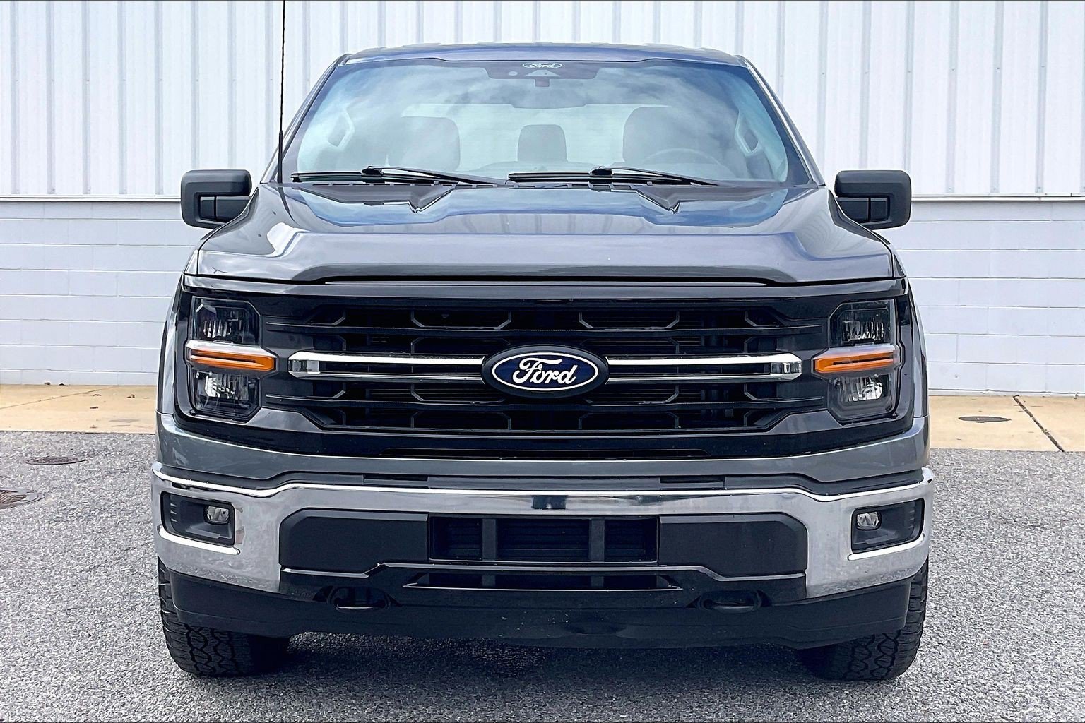 Used 2025 Ford F150 XLT w/ Equipment Group 301A Standard AWD/4WD image 3