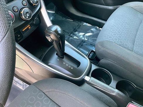 Used 2020 Chevrolet Trax LS image 15