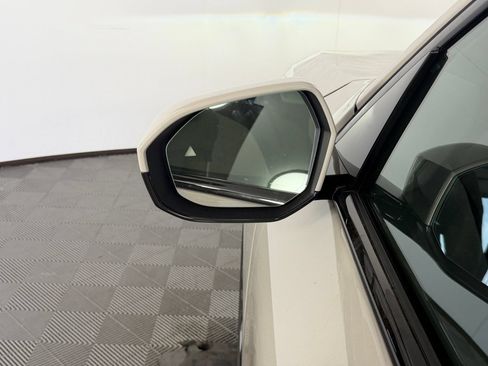 Used 2026 BMW X3 xDrive30i w/ M Sport Package AWD/4WD image 30