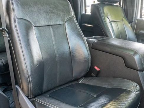 Used 2013 Ford F250 Lariat w/ Lariat Ultimate Pkg AWD/4WD image 45