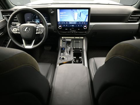 Used 2024 Lexus GX 550 GX 550 Overtrail+ image 14