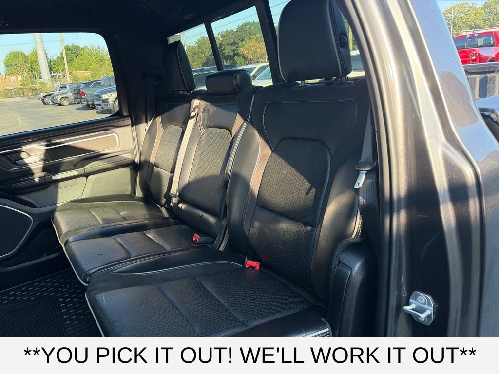 Used 2022 RAM 1500 Laramie AWD/4WD image 9