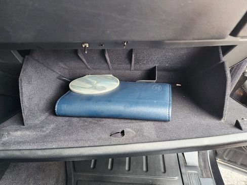 Used 2009 Land Rover Range Rover Sport HSE image 33