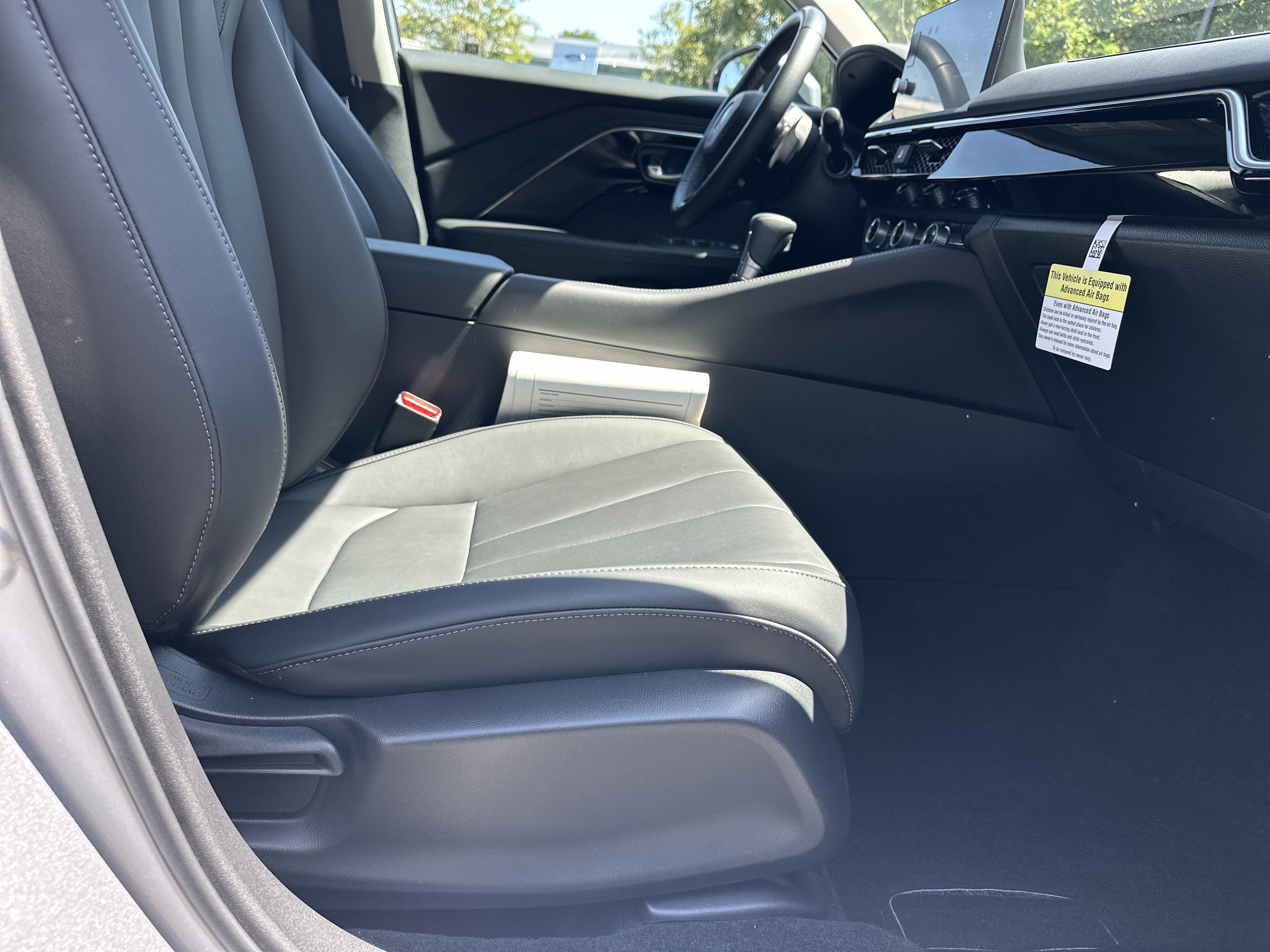 Certified 2025 Acura ADX FWD image 15
