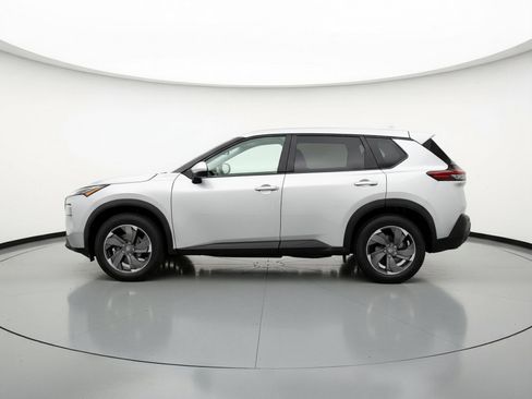 Used 2025 Nissan Rogue SV image 5