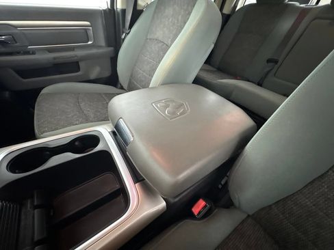 Used 2017 RAM 1500 Big Horn AWD/4WD image 30