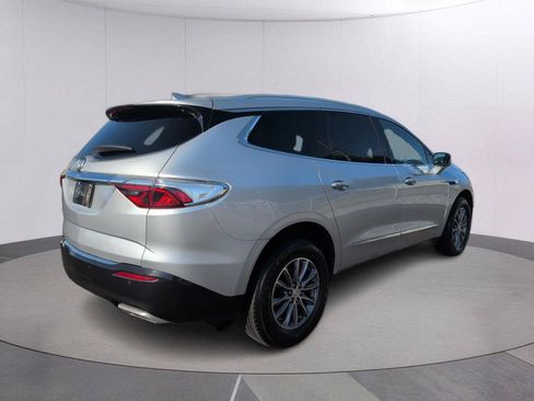 Used 2022 Buick Enclave Premium AWD/4WD image 5