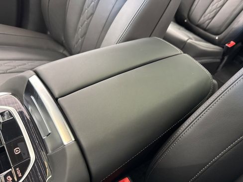 New 2025 BMW X7 M60i image 31