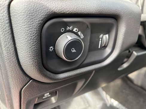 Used 2024 RAM 1500 Laramie AWD/4WD image 31