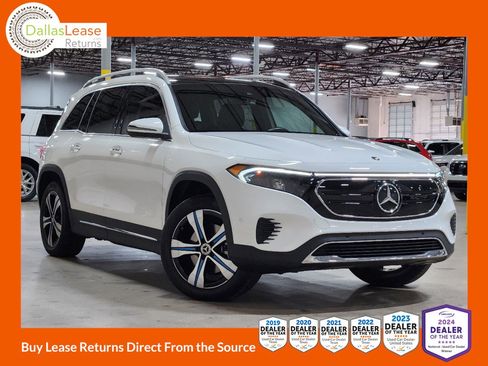 Used 2023 Mercedes-Benz EQB 300 4MATIC image 1