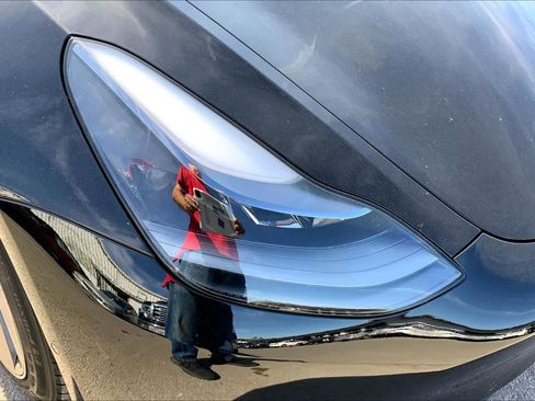 Used 2022 Tesla Model 3 image 27