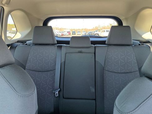 Used 2025 Toyota RAV4 XLE image 27