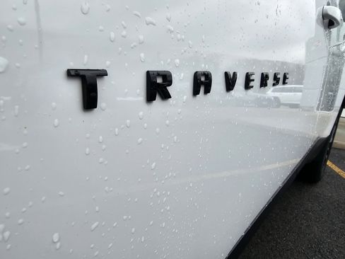 Used 2023 Chevrolet Traverse RS image 13